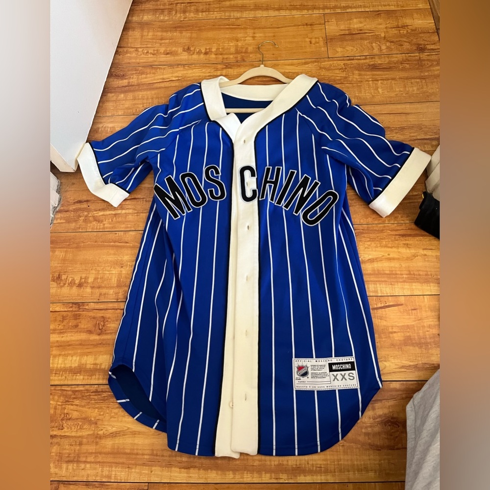 Moschino Jersey